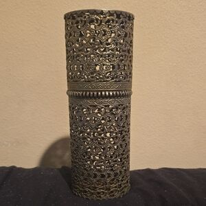 Elegant Gold Filigree Vase
